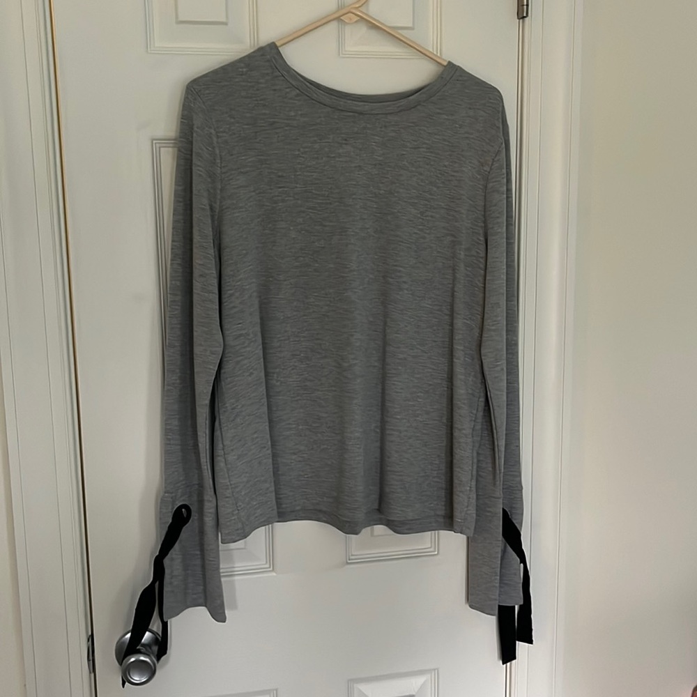 Fancy ribbon cuff long sleeve t